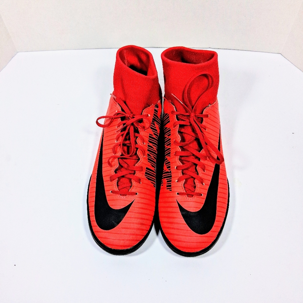 Nike Mercurial Men's Size 9 Rare Red Flashy Soccer Shoes Worn Once! - Picture 2 of 11
